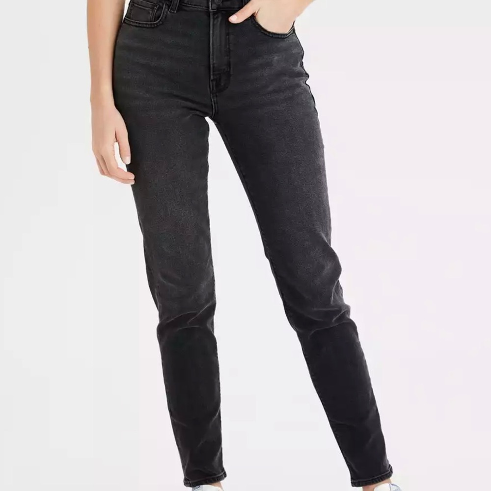American Eagle stretch mom jean